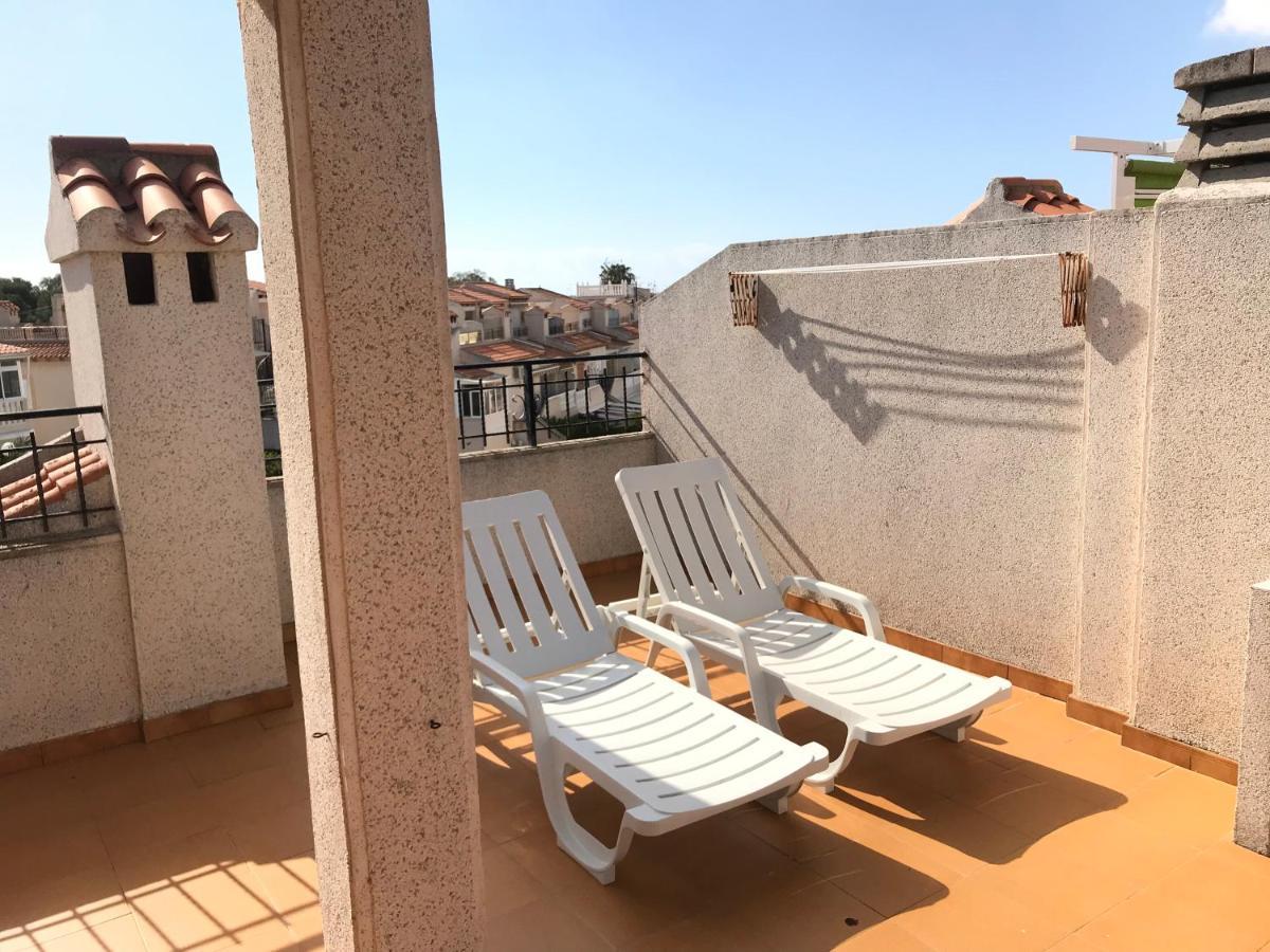 Casa Pura Vida, sfeervol vakantie appartement op loopafstand van het strand. El Moncayo Buitenkant foto