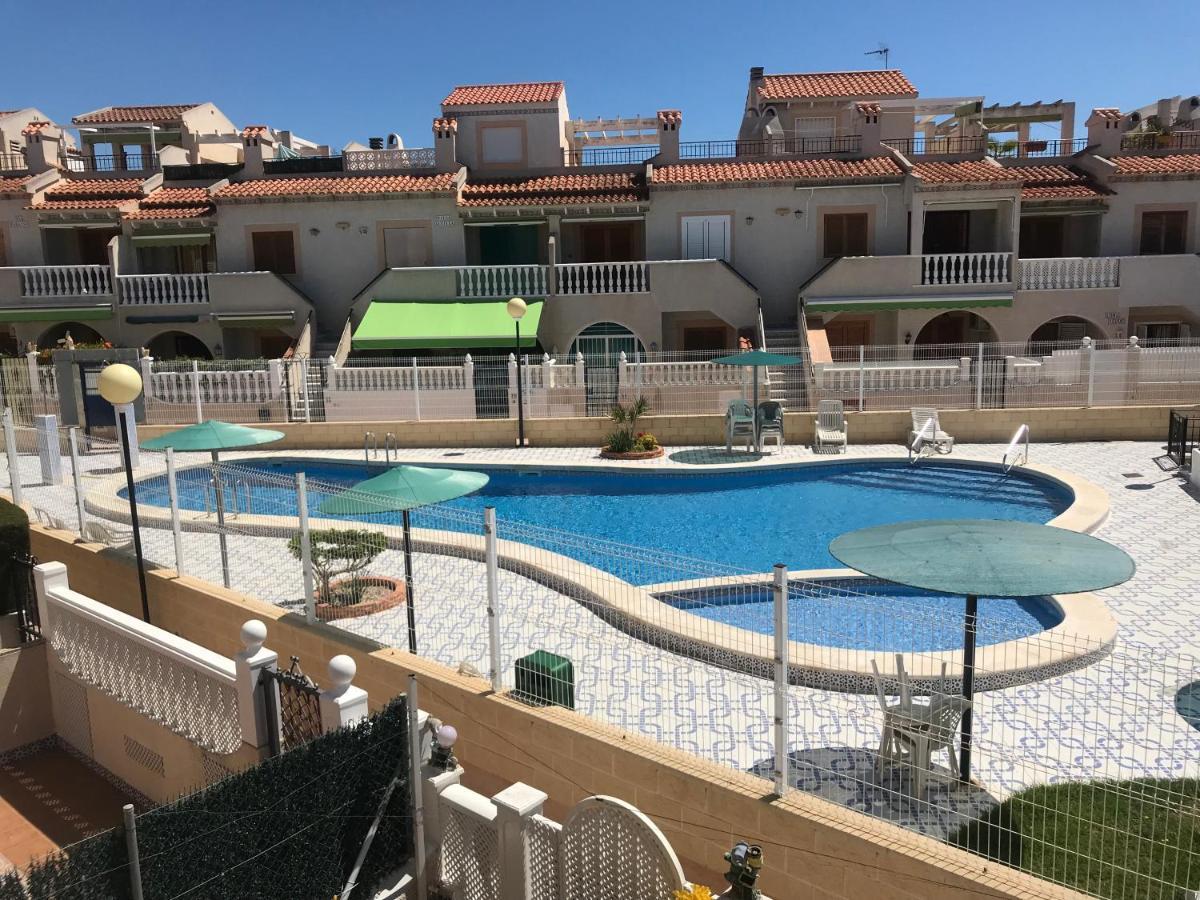 Casa Pura Vida, sfeervol vakantie appartement op loopafstand van het strand. El Moncayo Buitenkant foto