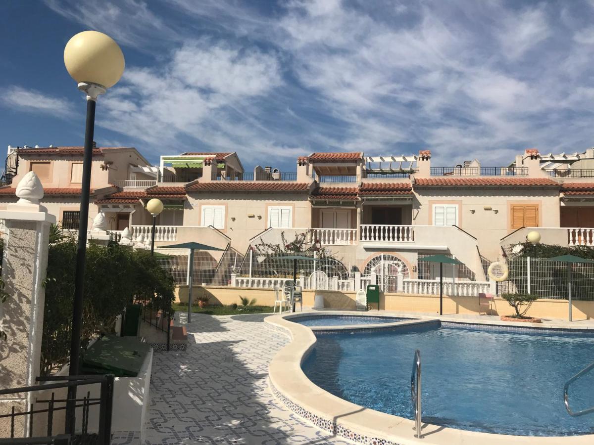 Casa Pura Vida, sfeervol vakantie appartement op loopafstand van het strand. El Moncayo Buitenkant foto